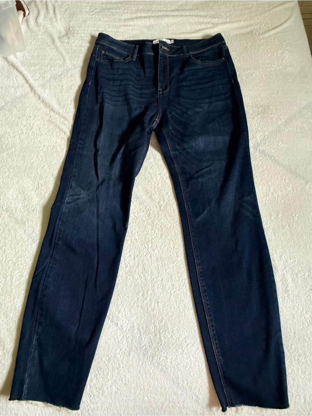 Carly Jean Los Angeles Women's Slim Straight Dark Blue Jeans